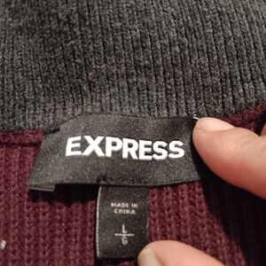 Express Men's Burgundy and Gray Sweater